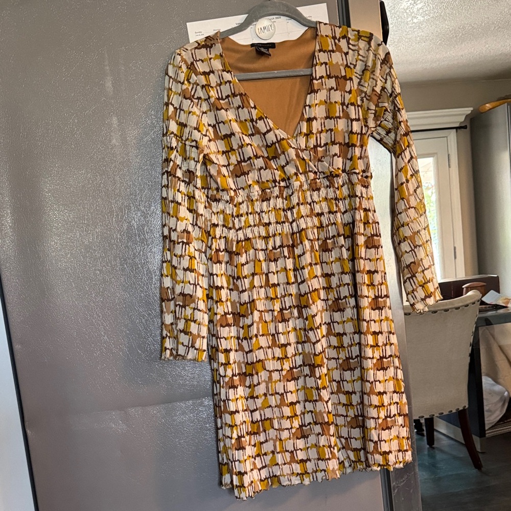 BCBGMaxAzria Long Sleeve Dress in Brown and Yellow